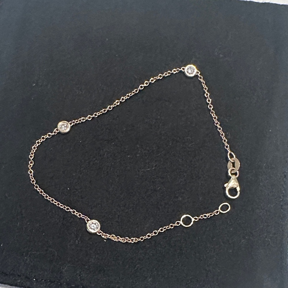 14 kt gold bracelet with diamonds 3 diamond’s